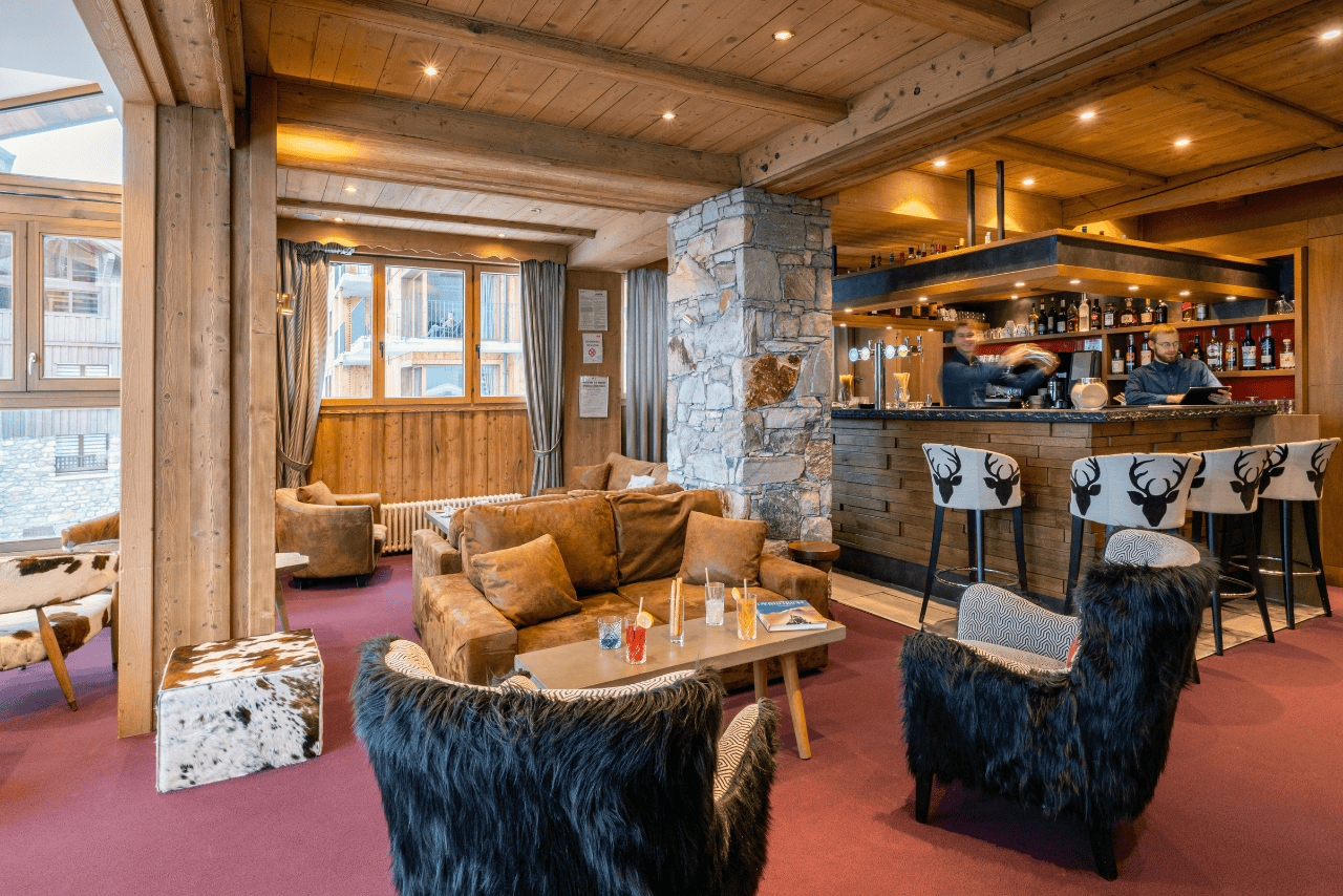 Bar 2 – Pascale Beroujon Bar 2 - Pascale Beroujon